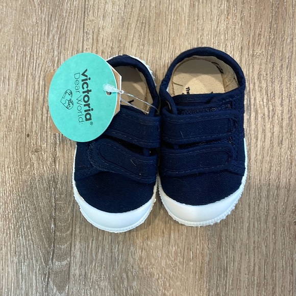 Victoria baby shoes - Picture 1 of 4